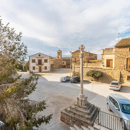Holiday home Cal Emilia